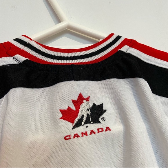 Mighty Mac Sports Kids Hockey Canada Jersey Little Boy Girl Toddler - Picture 5 of 7